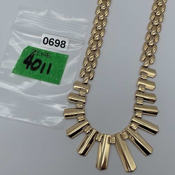 Vintage Gold Plated Cleopatra Fringe Necklace - Picture 12 of 12